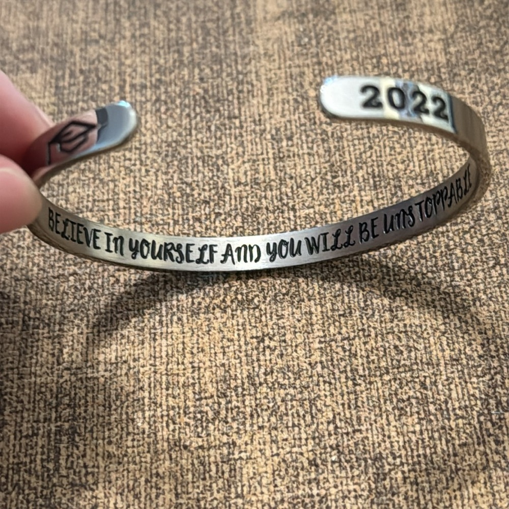 2022 Graduation Cuff - Picture 2 of 3